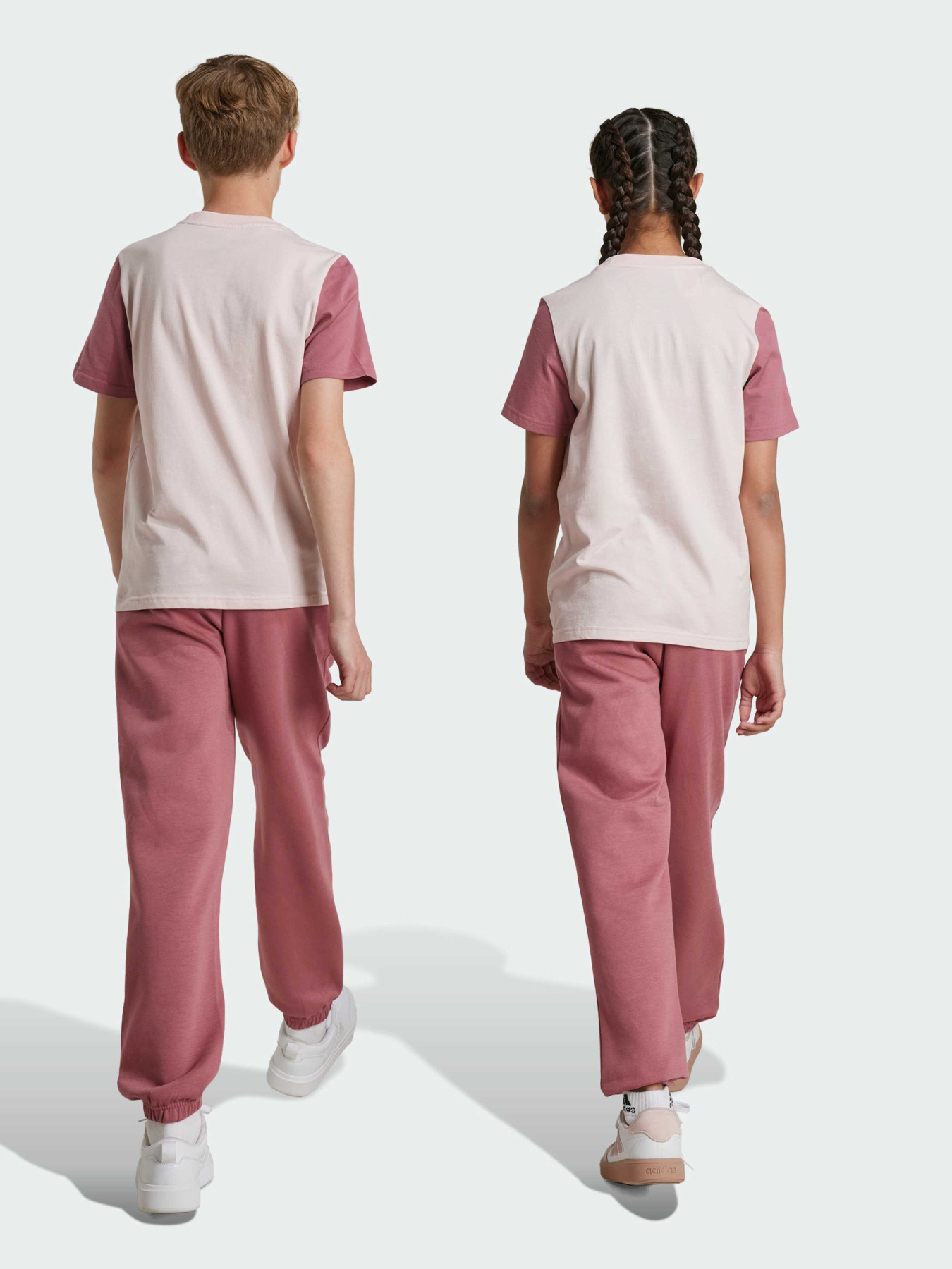 Джоггеры Adidas модель IW0868 Фото