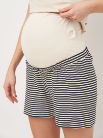 Шорти H&M модель 74283 Фото