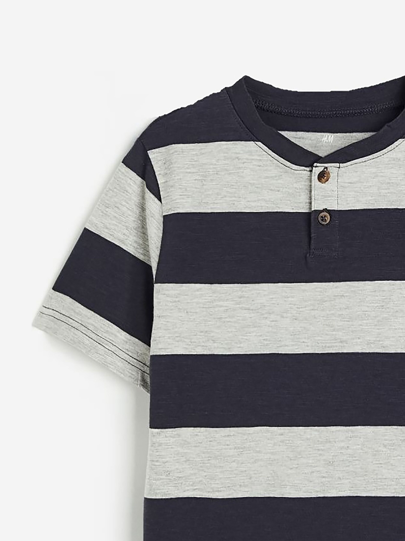 Футболка H&M модель 74562 Фото