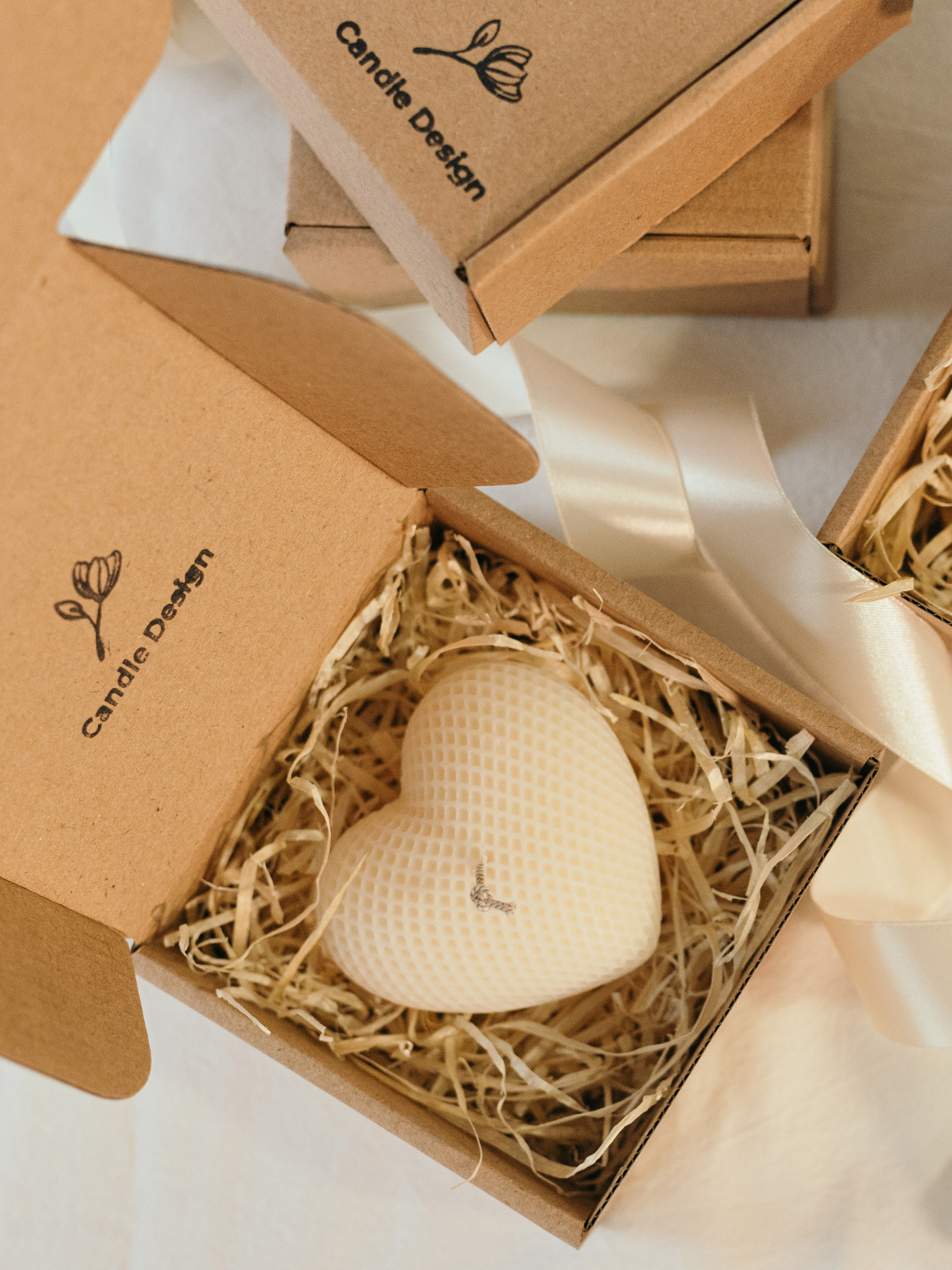 Ароматическая свеча "Сердце M", аромат "Ежевика & шампанское" из натурального оливкового воска Candle Design модель 130.2004 Фото