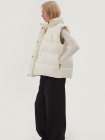 Жилет с утеплителем Twice модель 2502052682107 Фото