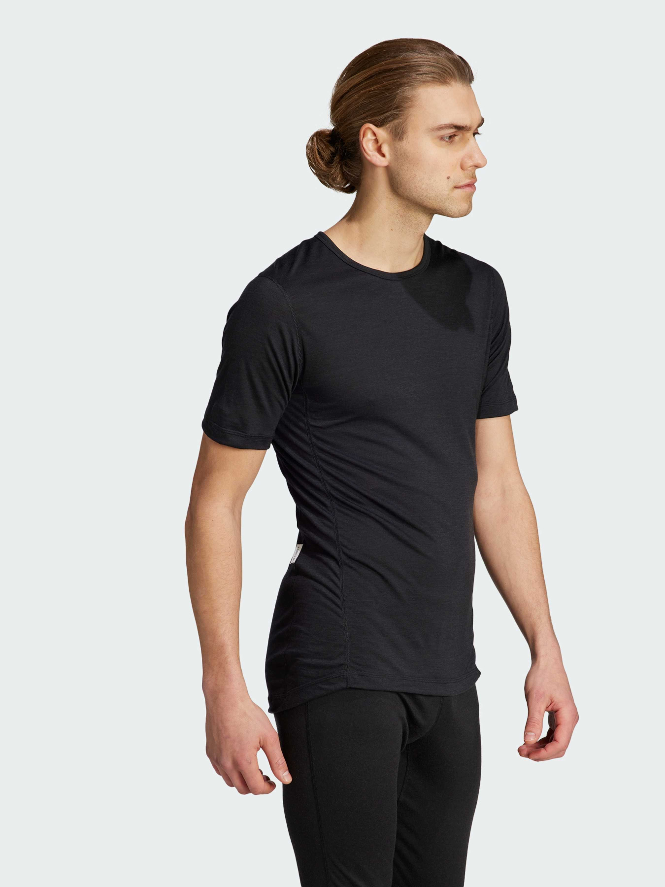 Спортивна футболка Adidas модель HZ8551 Фото