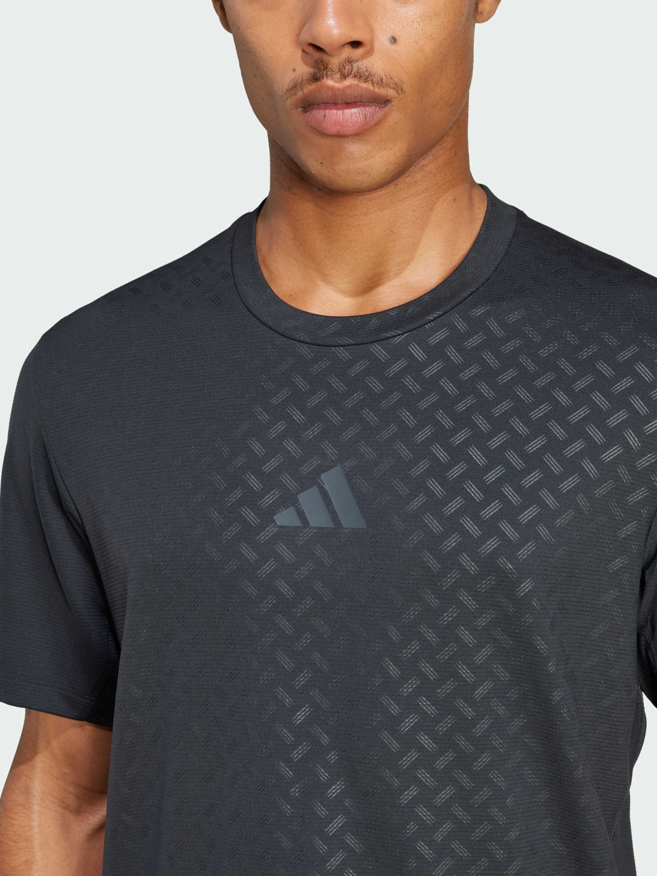 Спортивна футболка Adidas 3 Stripes модель JI8215 Фото