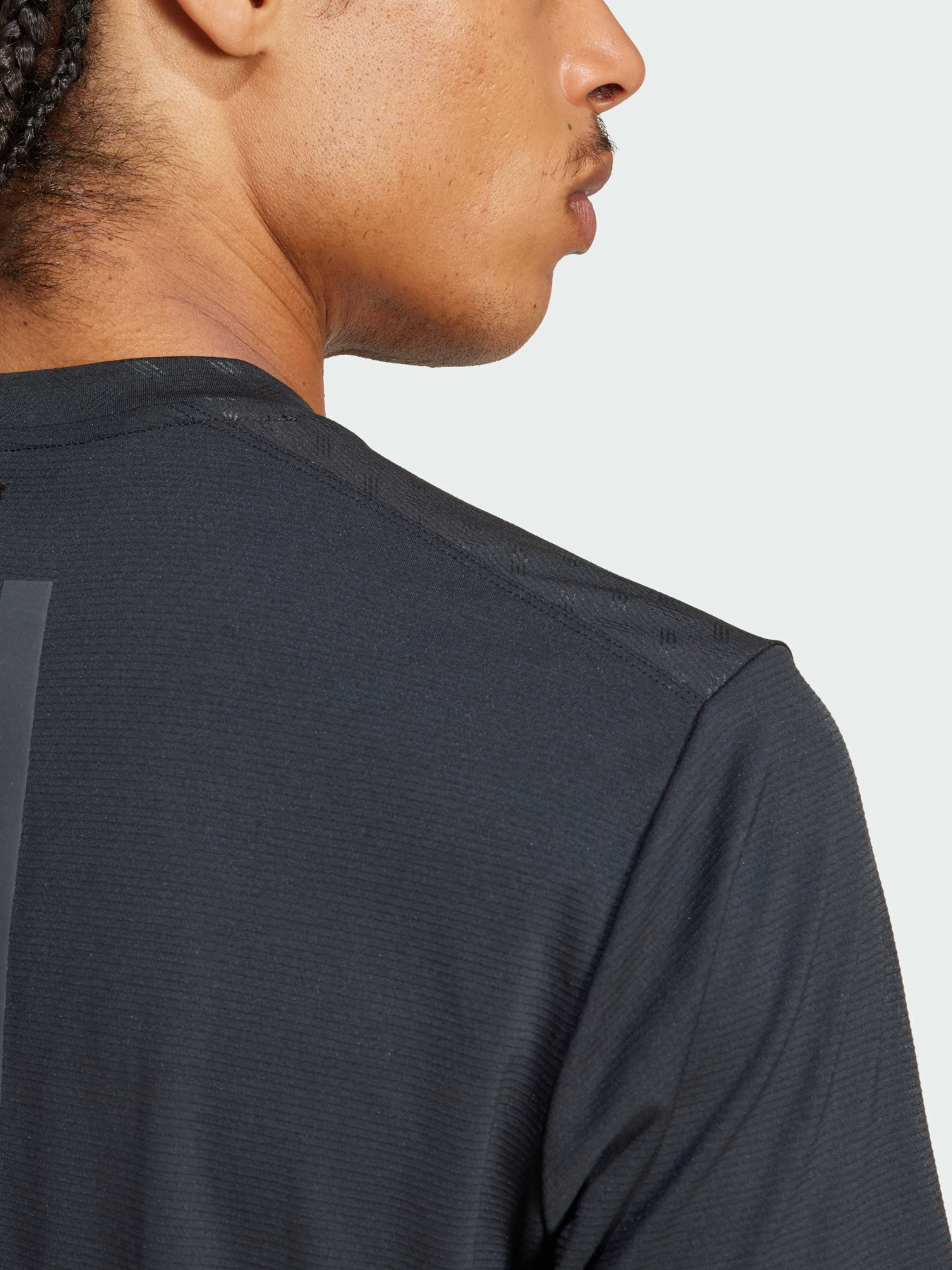 Спортивна футболка Adidas 3 Stripes модель JI8215 Фото