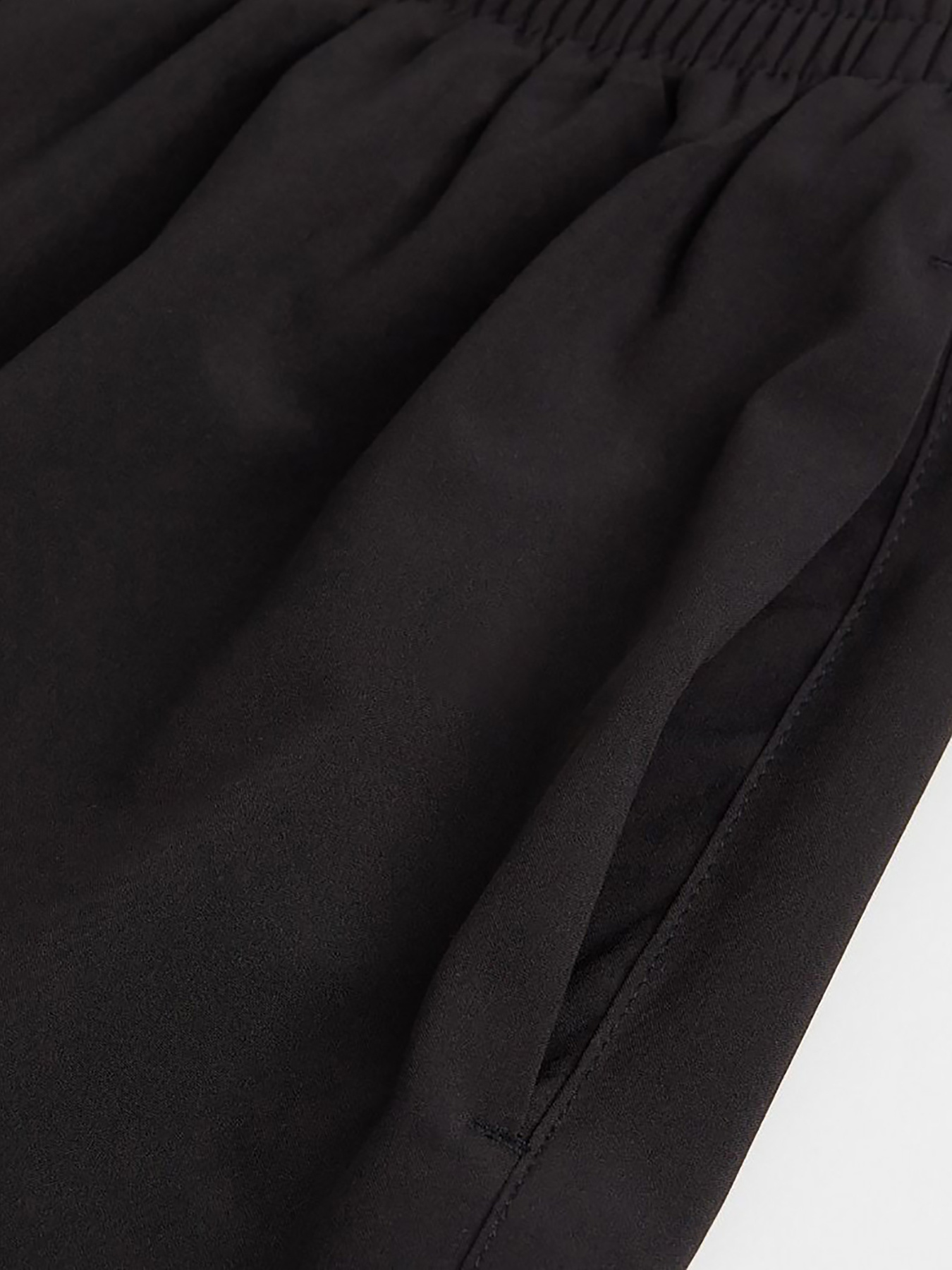 Шорты спортивные H&M модель 74931 Шорты спортивные H&M модель 74931 Фото