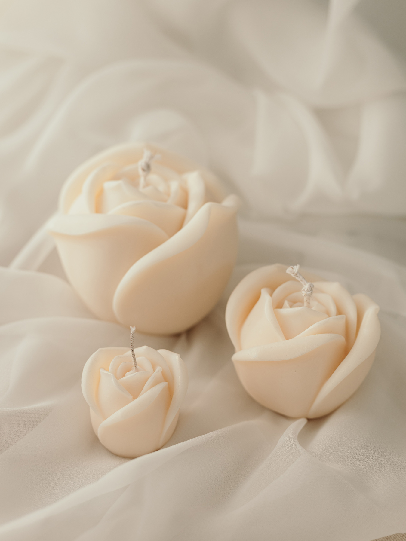 Набор свеч "Белые розы" из натурального оливкового воска Candle Design модель 200.0010 Фото