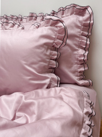 Наволочка з рюшами рожева з чорним кантом Cozy модель 11504554 Фото