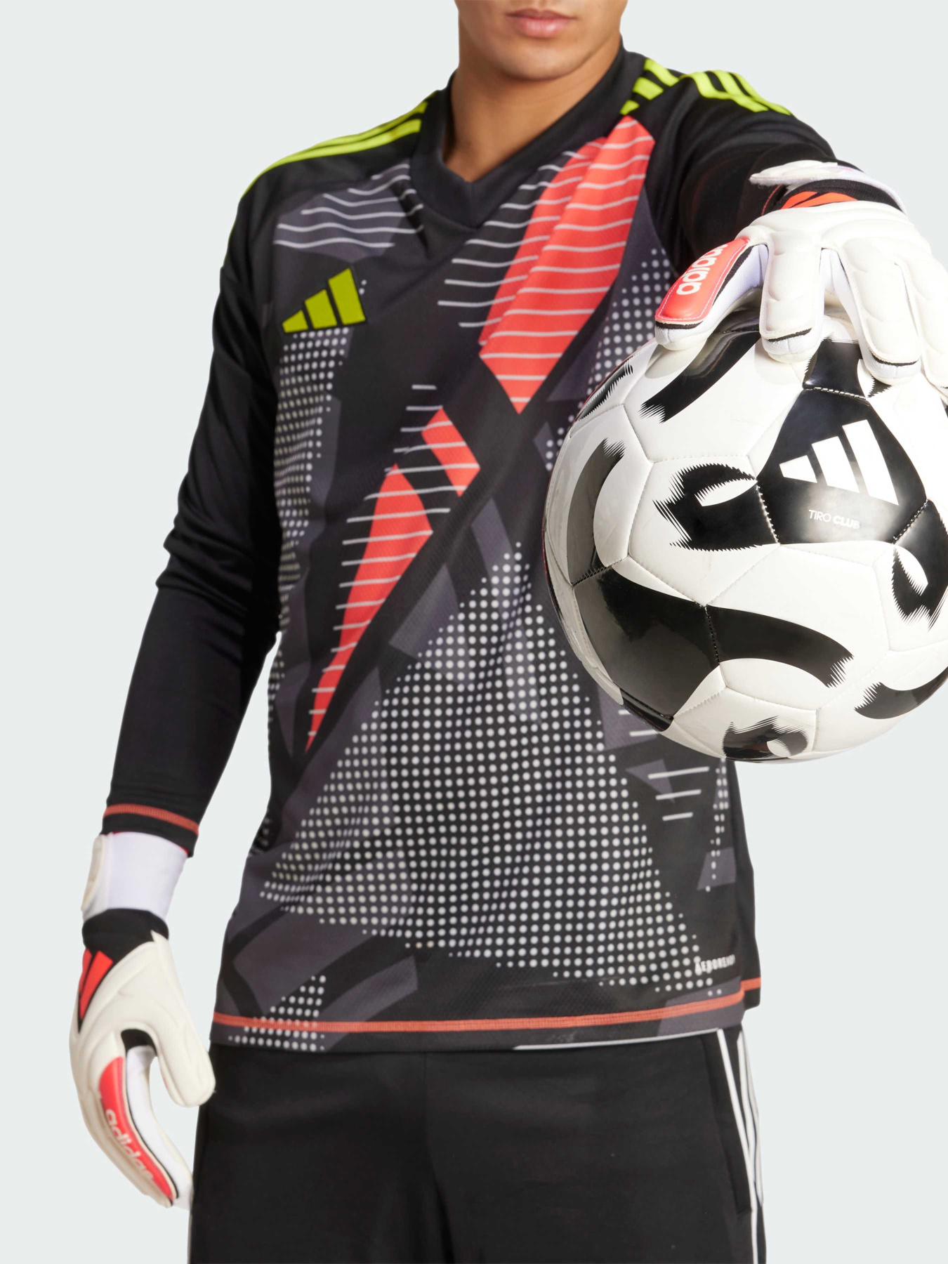 Рукавички для спорту Adidas Copa модель JH3793 Фото