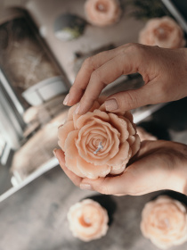 Ароматическая ячейка "Роза", аромат - цветочный, из натурального пчелиного воска Candle Design модель 120.3010 Фото