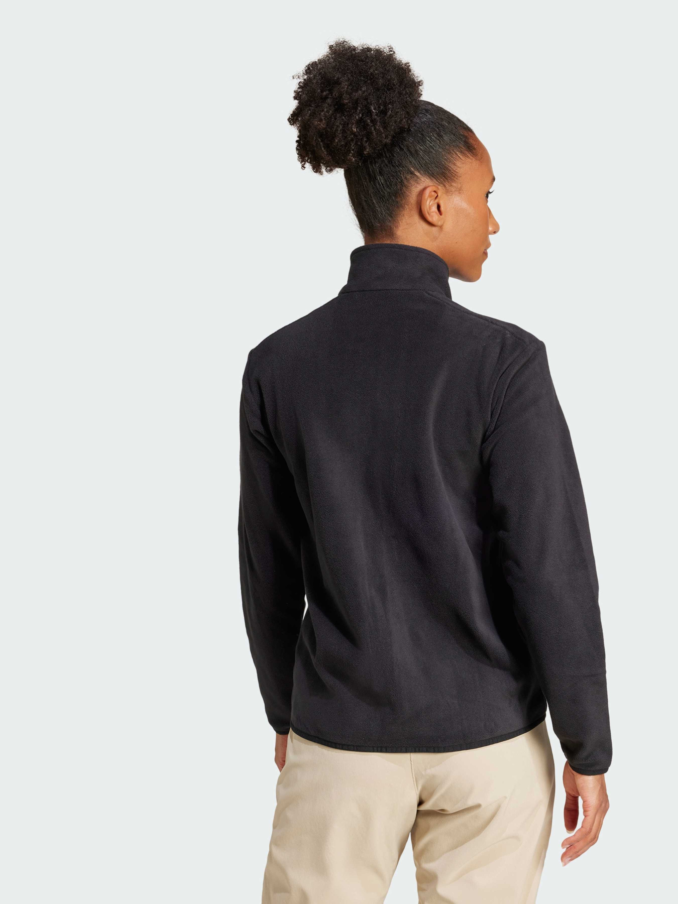 Куртки Adidas модель JP0800 Фото