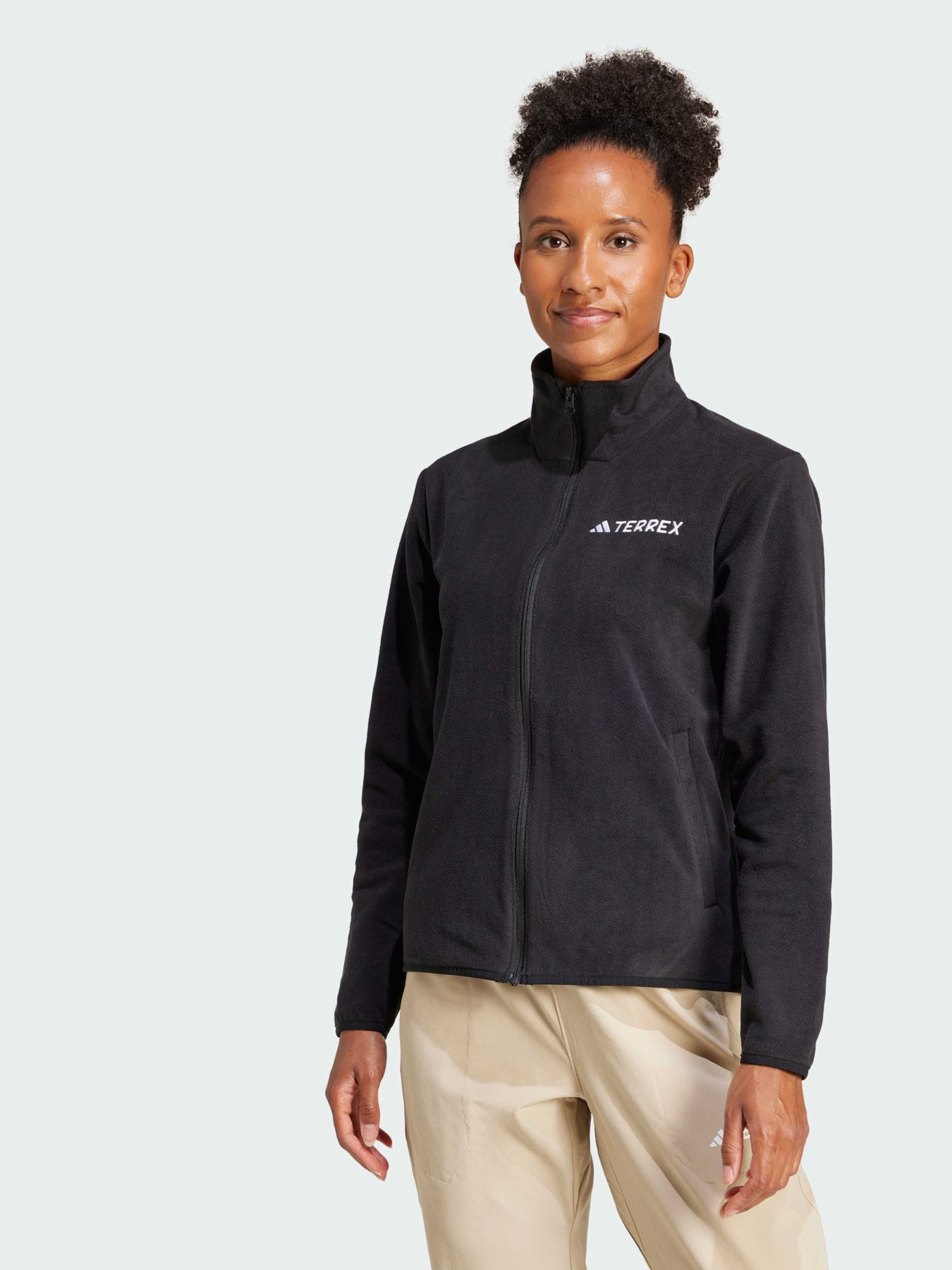 Куртки Adidas модель JP0800 Фото