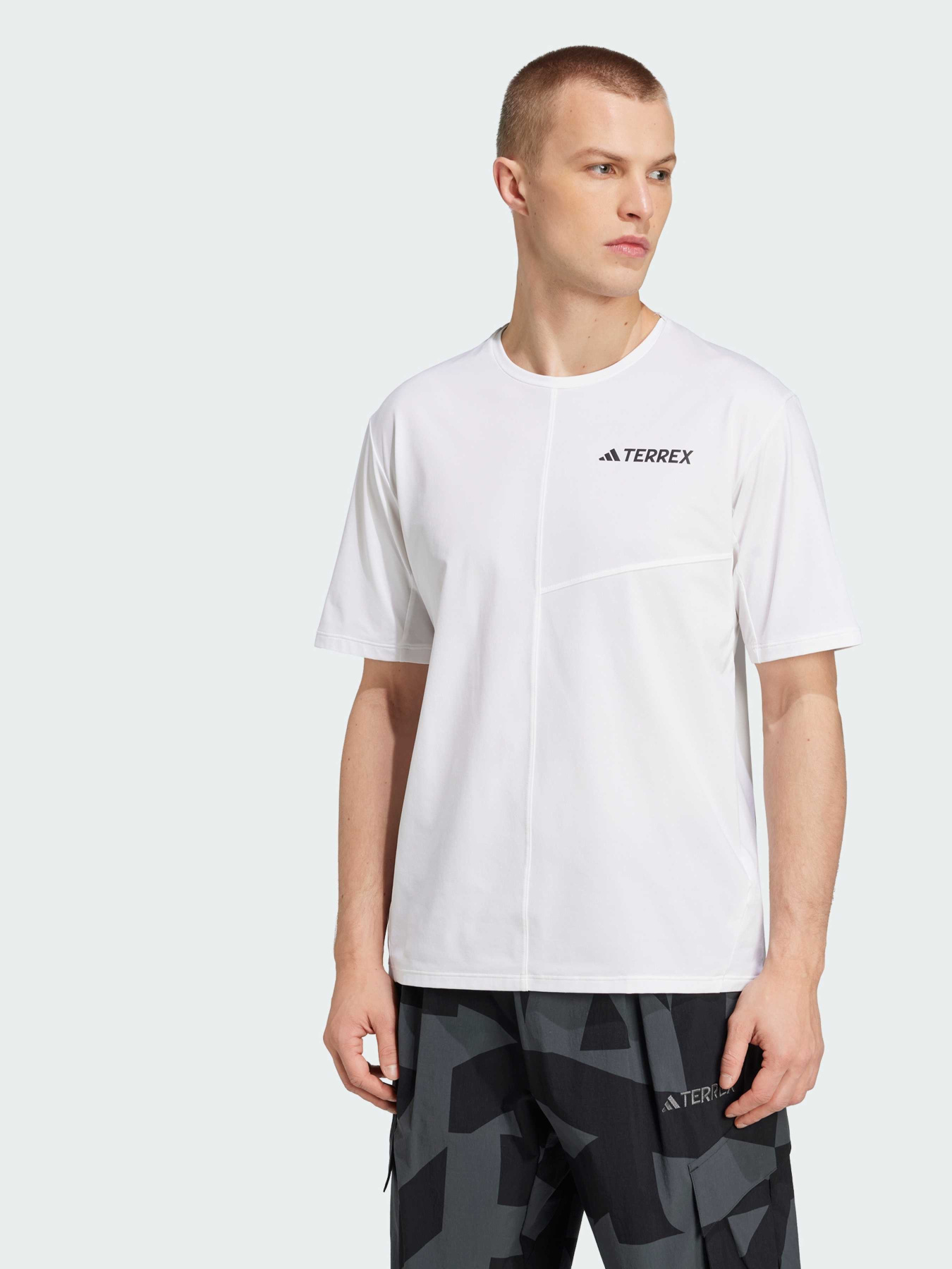 Футболка спортивна Adidas модель JE0391 Фото