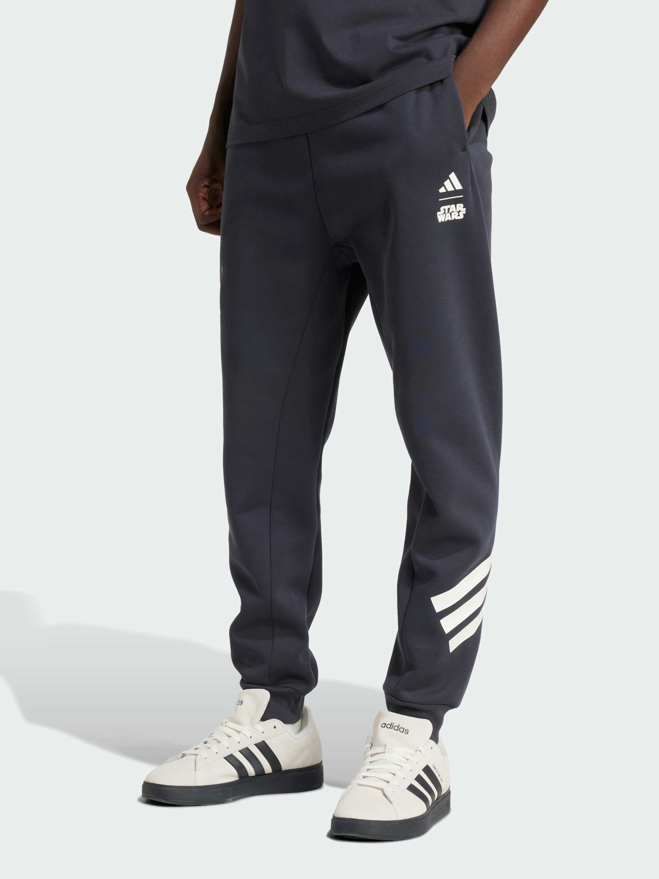 Повсякденні штани Adidas x Disney модель JI5724 Повсякденні штани Adidas x Disney модель JI5724 Фото