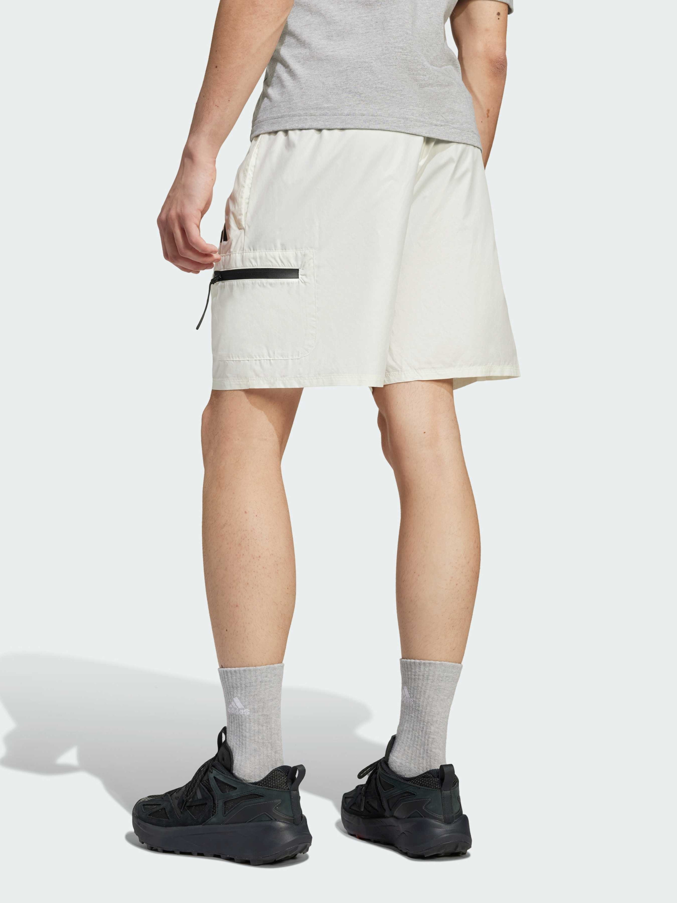 Повсякденні шорти Adidas модель JF3348 Фото