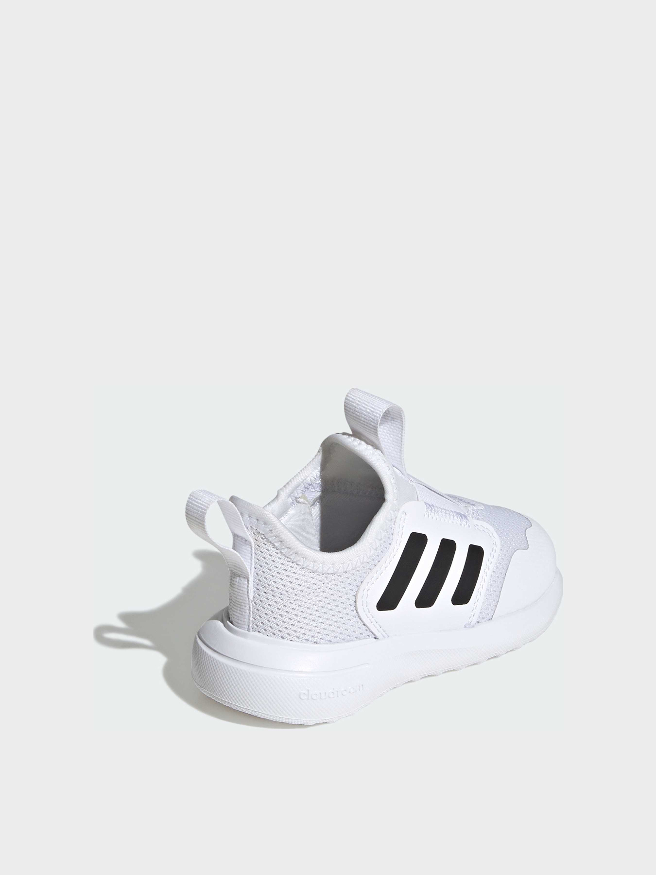 Кросівки повсякденні Adidas модель IH1057 Фото