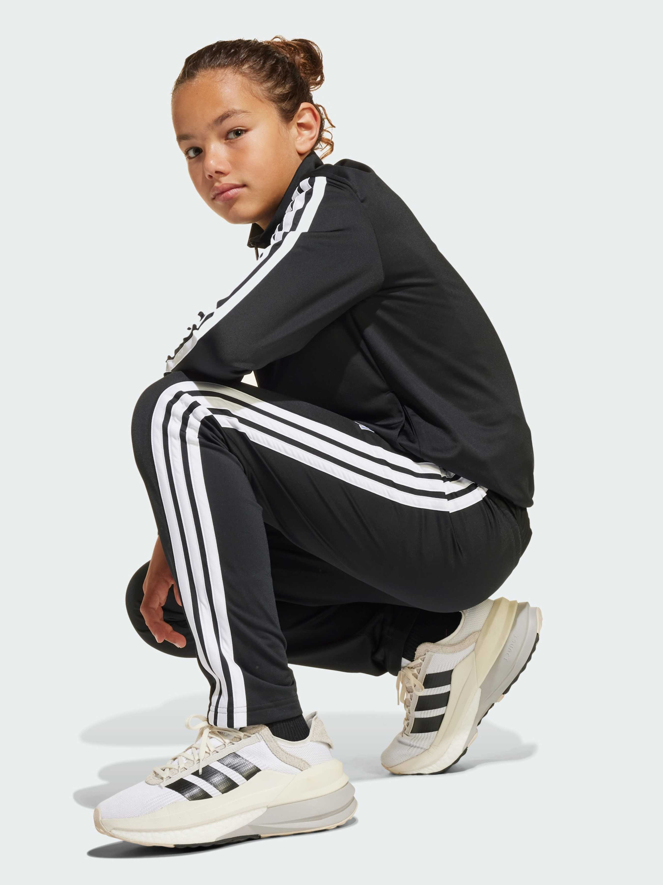 Спортивный костюм Adidas модель JD6502 Фото