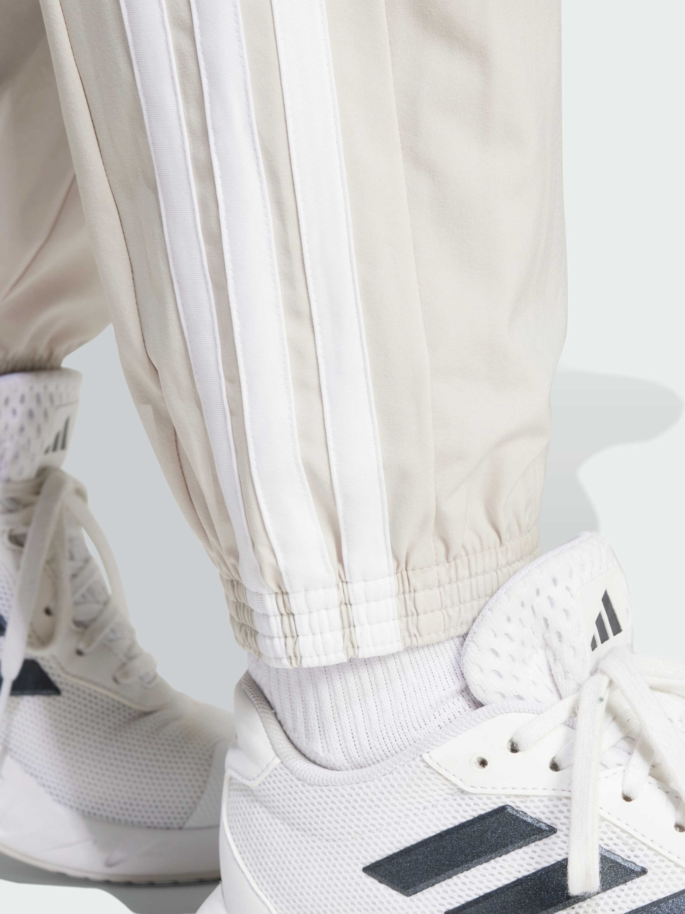 Спортивні штани Adidas модель JD6522 Фото