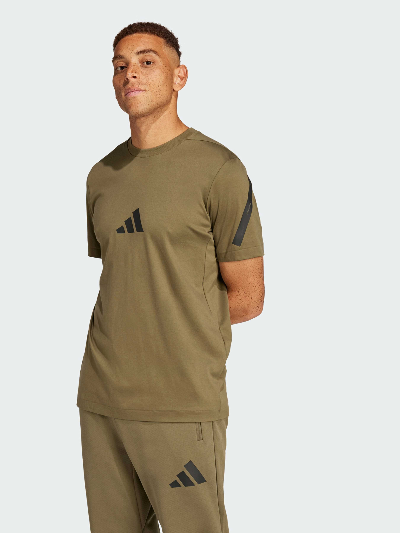 Футболка Adidas ZNE модель JC7921 Фото