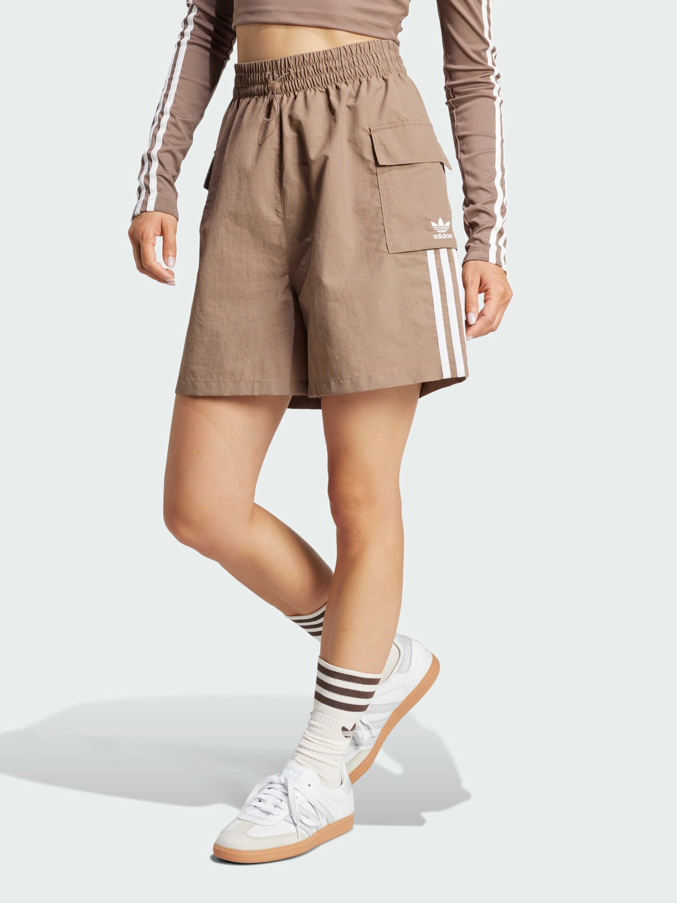 Шорти Adidas Adicolor модель JC8132 Фото