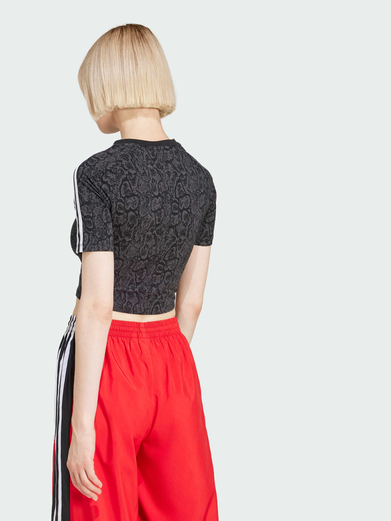 Футболка Adidas Graphics модель JI8408 Фото