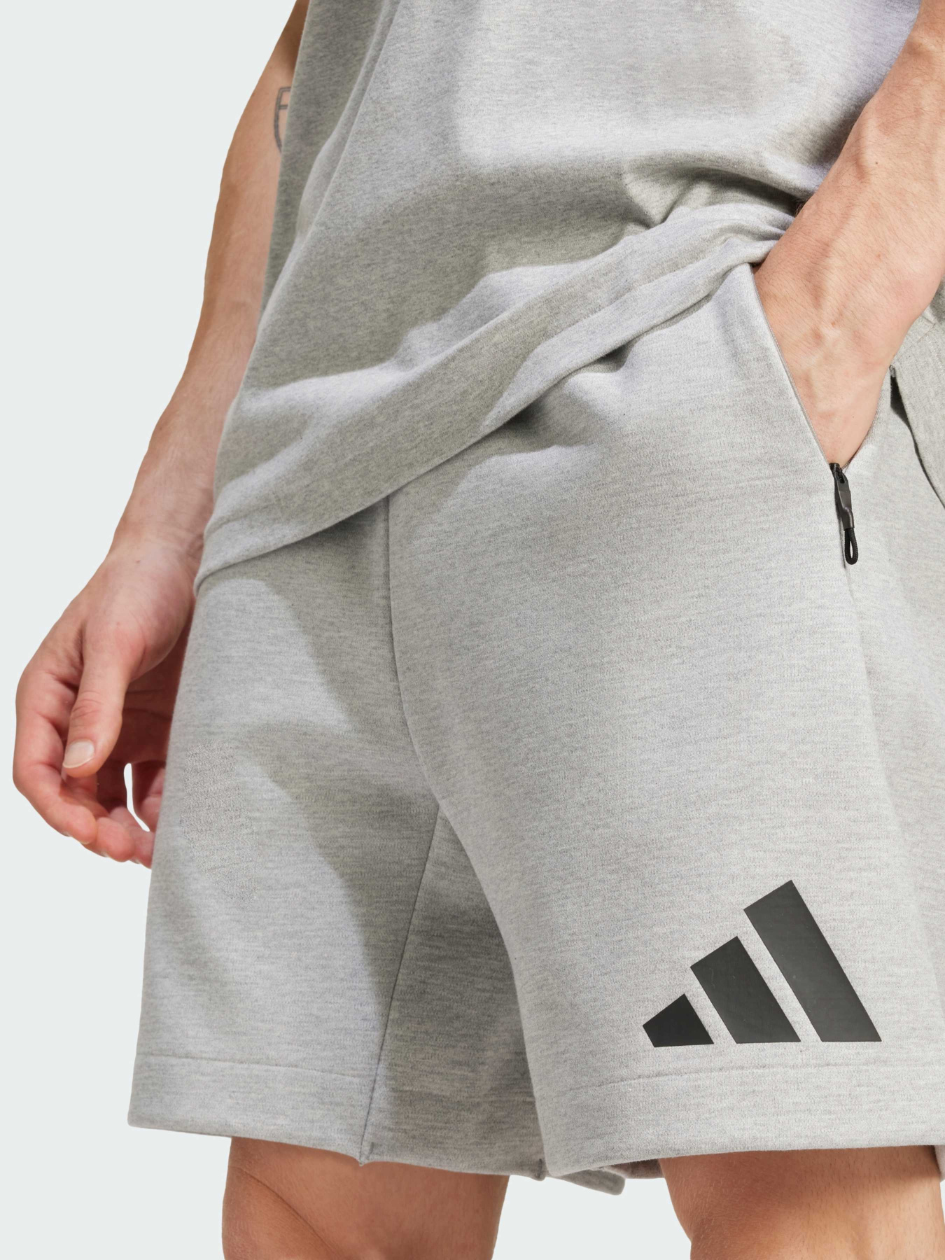 Шорти Adidas ZNE модель JJ4892 Фото