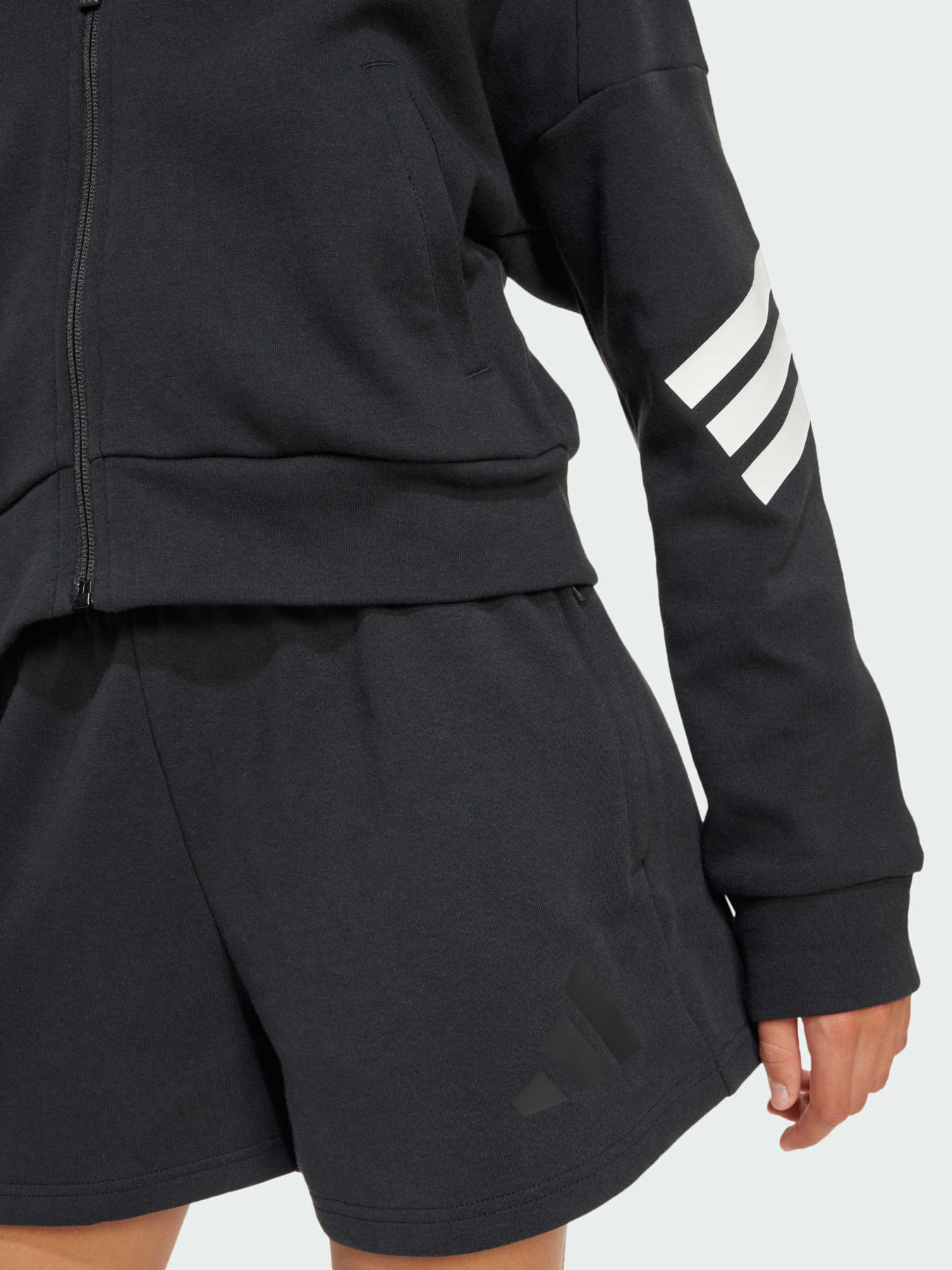 Кофта Adidas 3 Stripes модель JJ4847 Фото