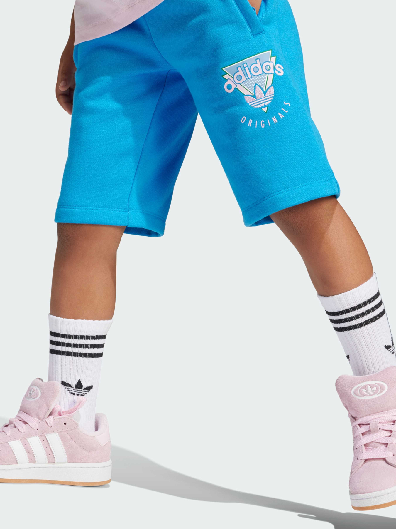 Спортивный костюм Adidas Graphics модель JJ3354 Фото