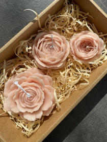 Набор ароматических свеч "Розы", аромат - цветочный, из натурального пчелиного воска Candle Design модель 200.0003 Фото