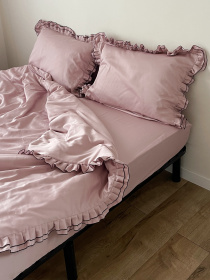 Підковдра з рюшами рожева з чорним кантом Cozy модель 11504560 Фото