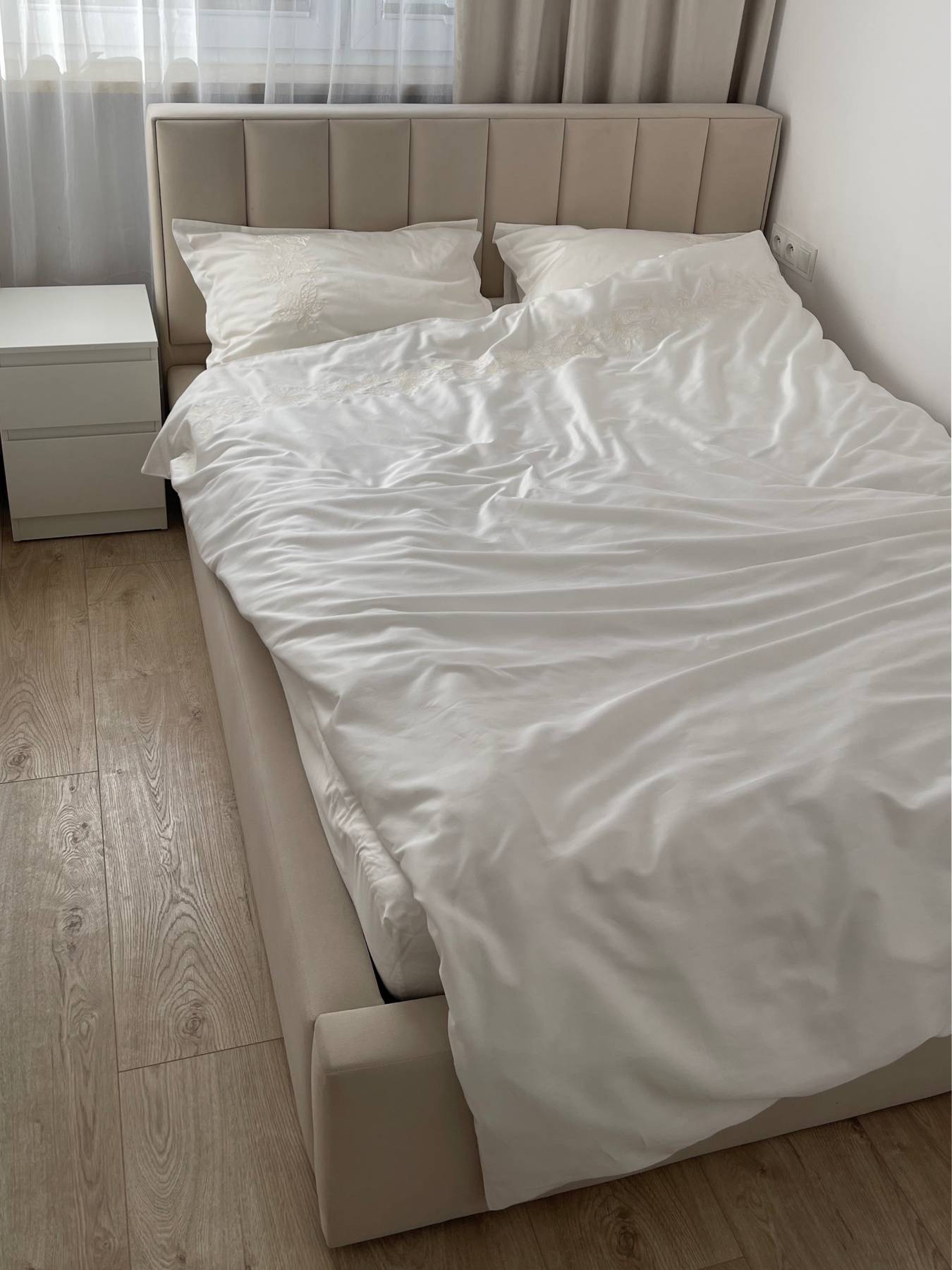 Підковдра молочна з вишитими каштанами Cozy модель 11165897 Фото