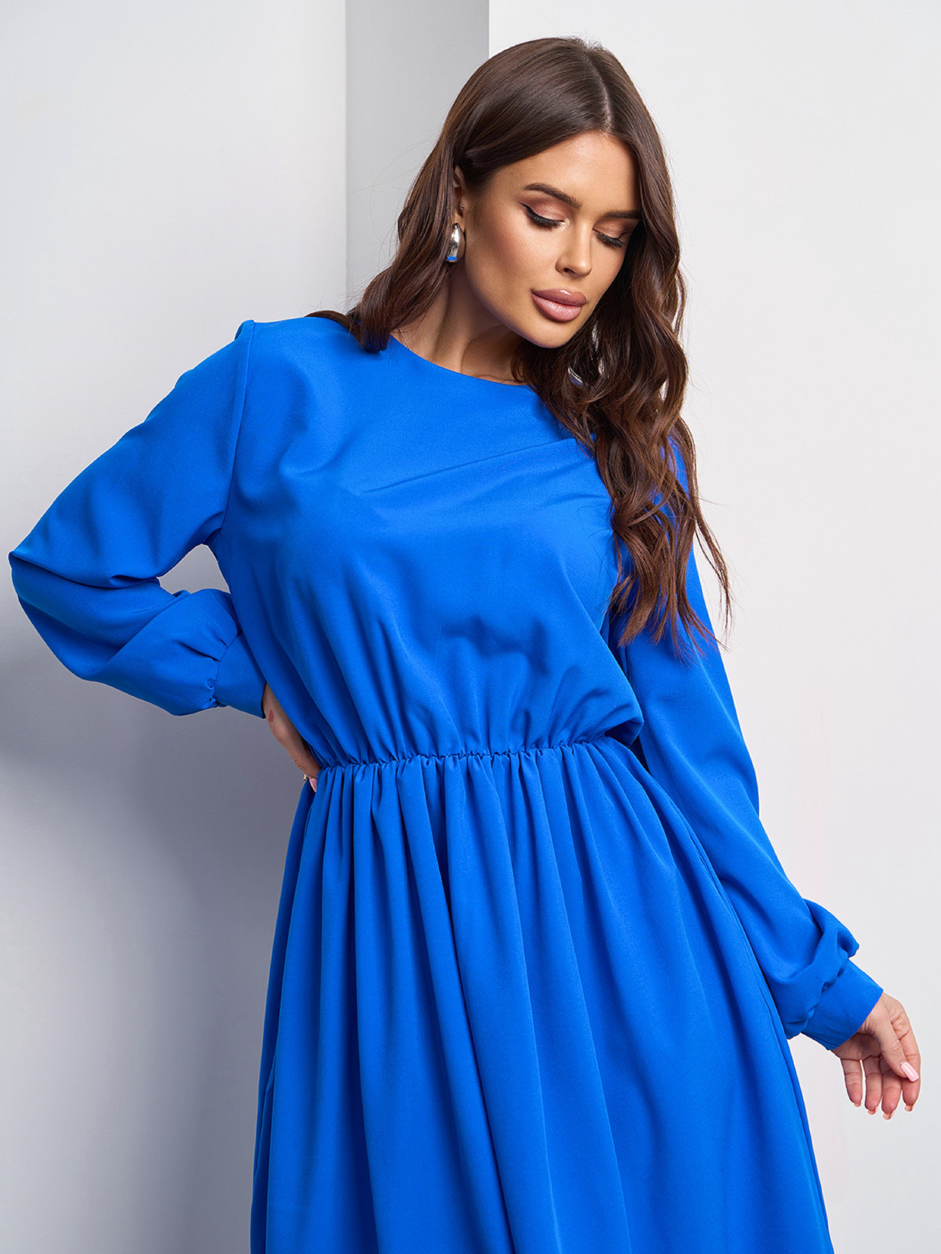 Платье миди ISSA Plus модель 15010_электрик Фото