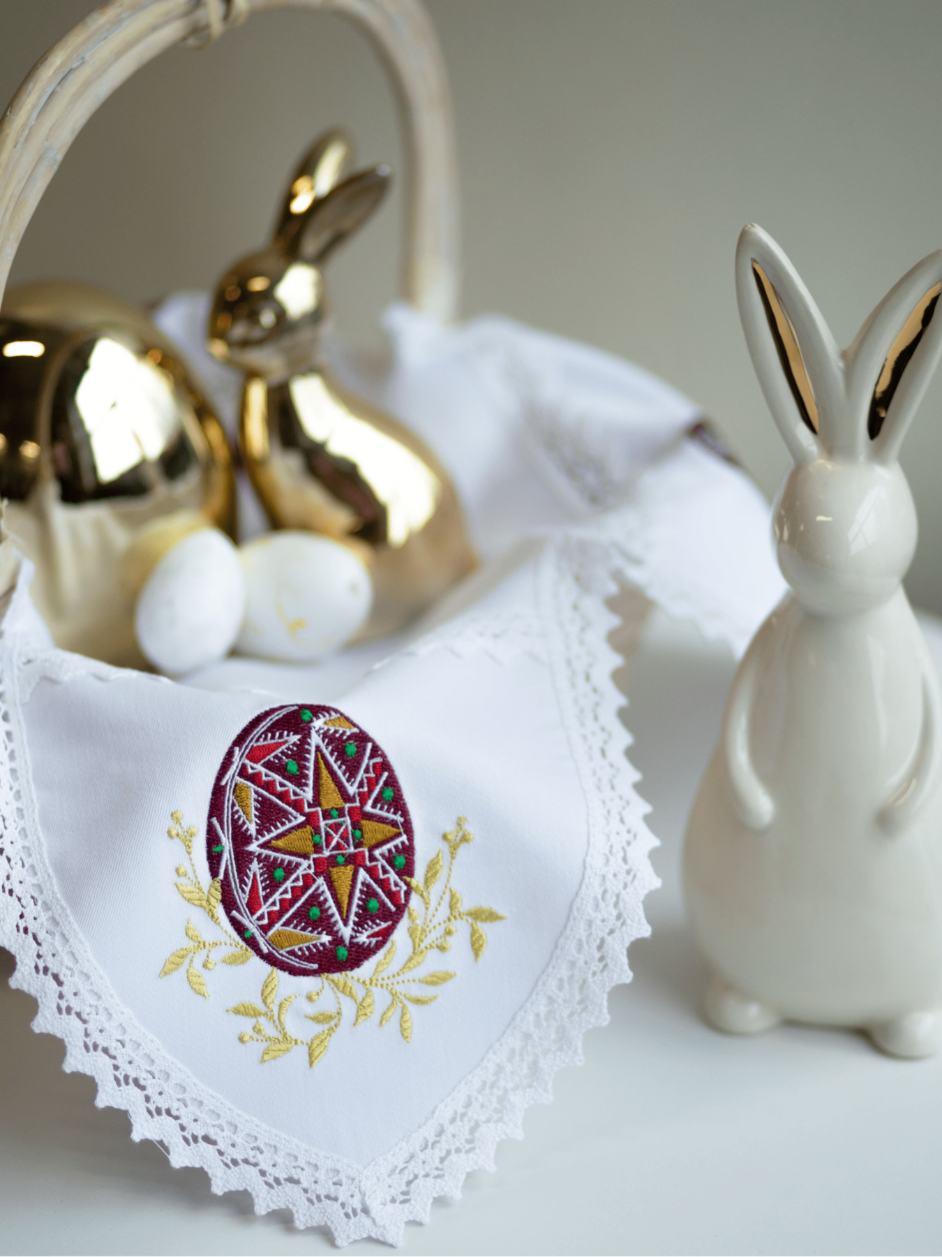 Великодня серветка біла Едельвіка модель 82-23-09 Фото