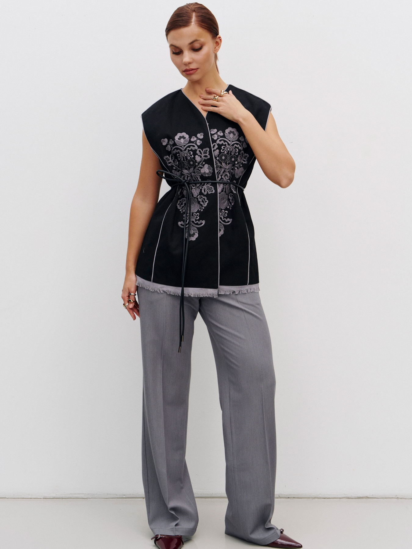 Классический жилет RicaMare модель RM4231-1-24-1DJ Классический жилет RicaMare модель RM4231-1-24-1DJ Фото