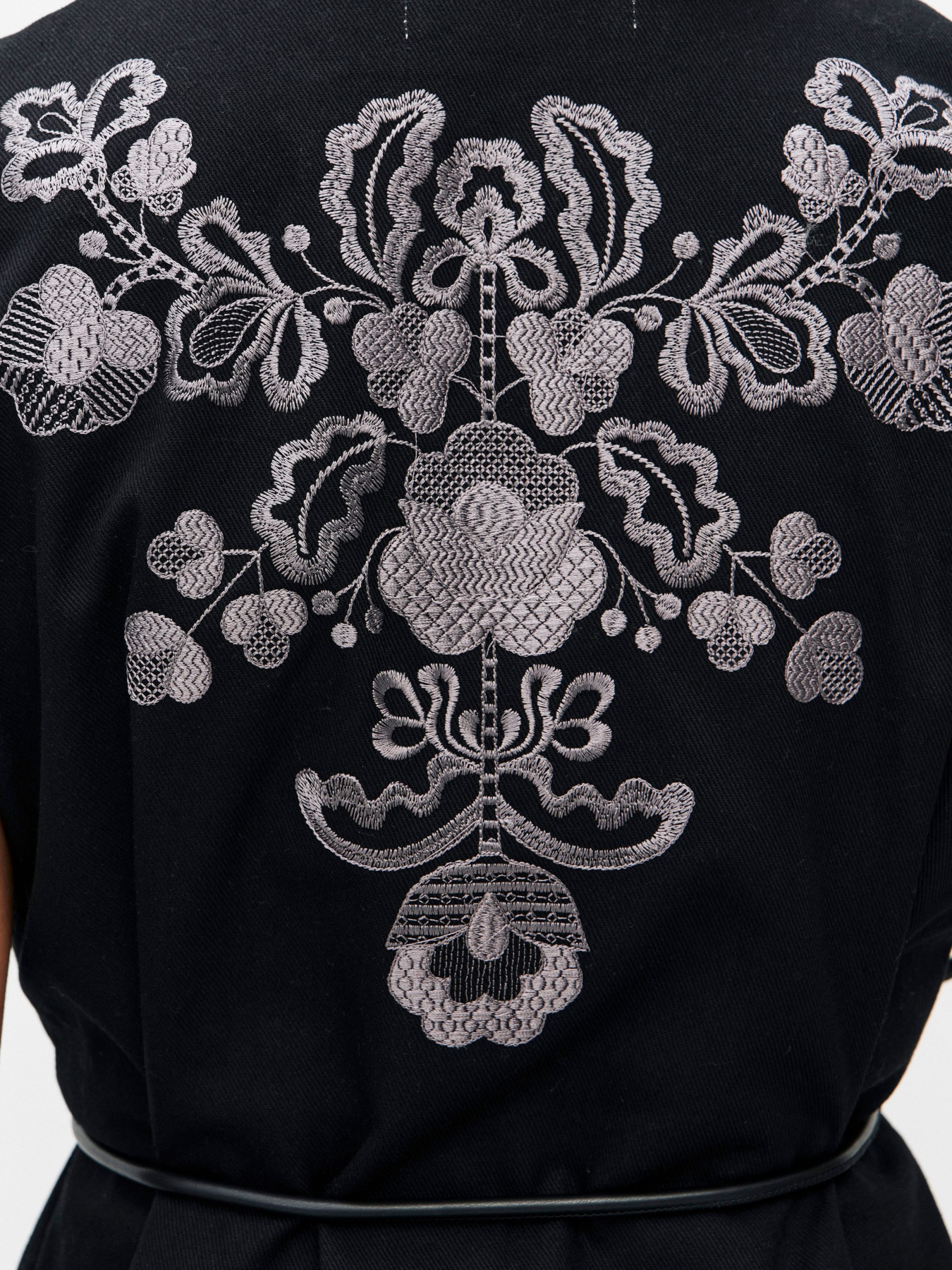 Классический жилет RicaMare модель RM4231-1-24-1DJ Классический жилет RicaMare модель RM4231-1-24-1DJ Фото