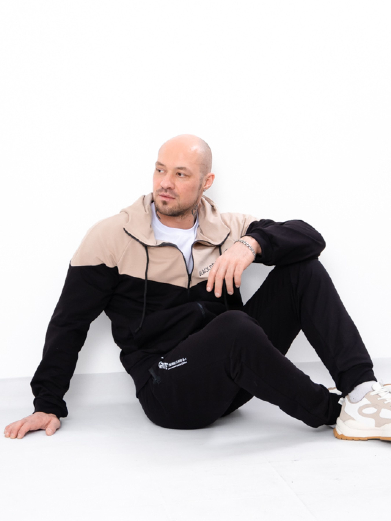 Спортивный костюм Носи своє модель 8063-057-33-temno-kremovij Фото