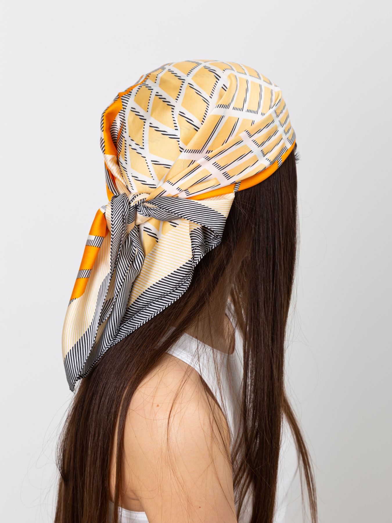 Хустка Famo модель APL-391_01 Фото