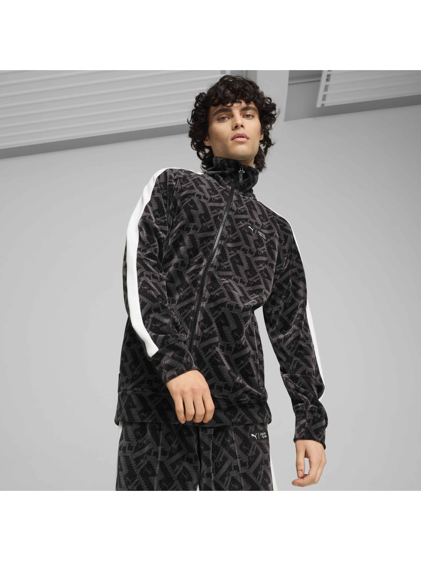 Кофта спортивная PUMA x Squid Game T7 Jacket модель 627428 Фото