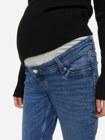 Зауженные джинсы H&M модель 75114 Зауженные джинсы H&M модель 75114 Фото