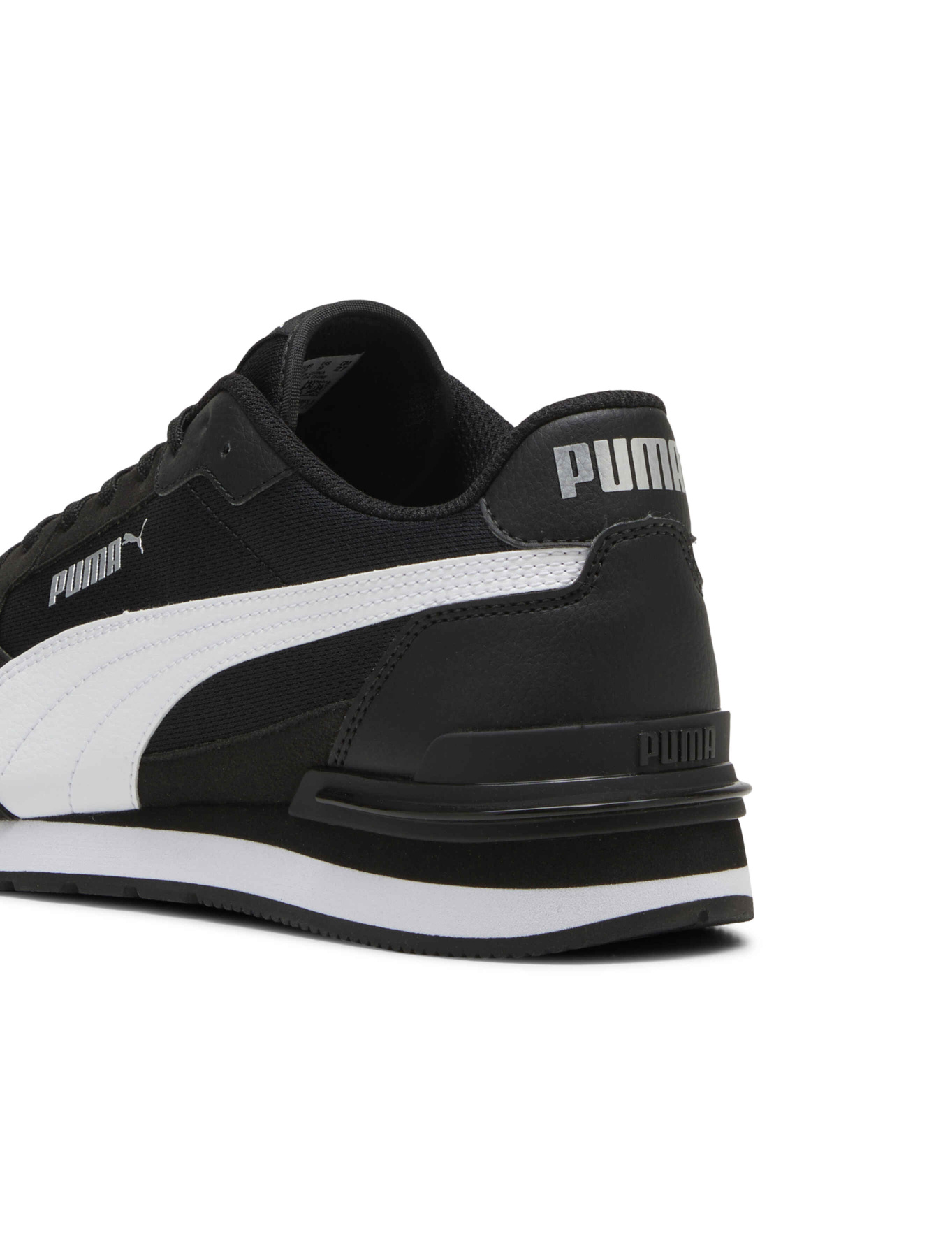Кросівки PUMA St Runner V4 Mesh модель 399666 Фото