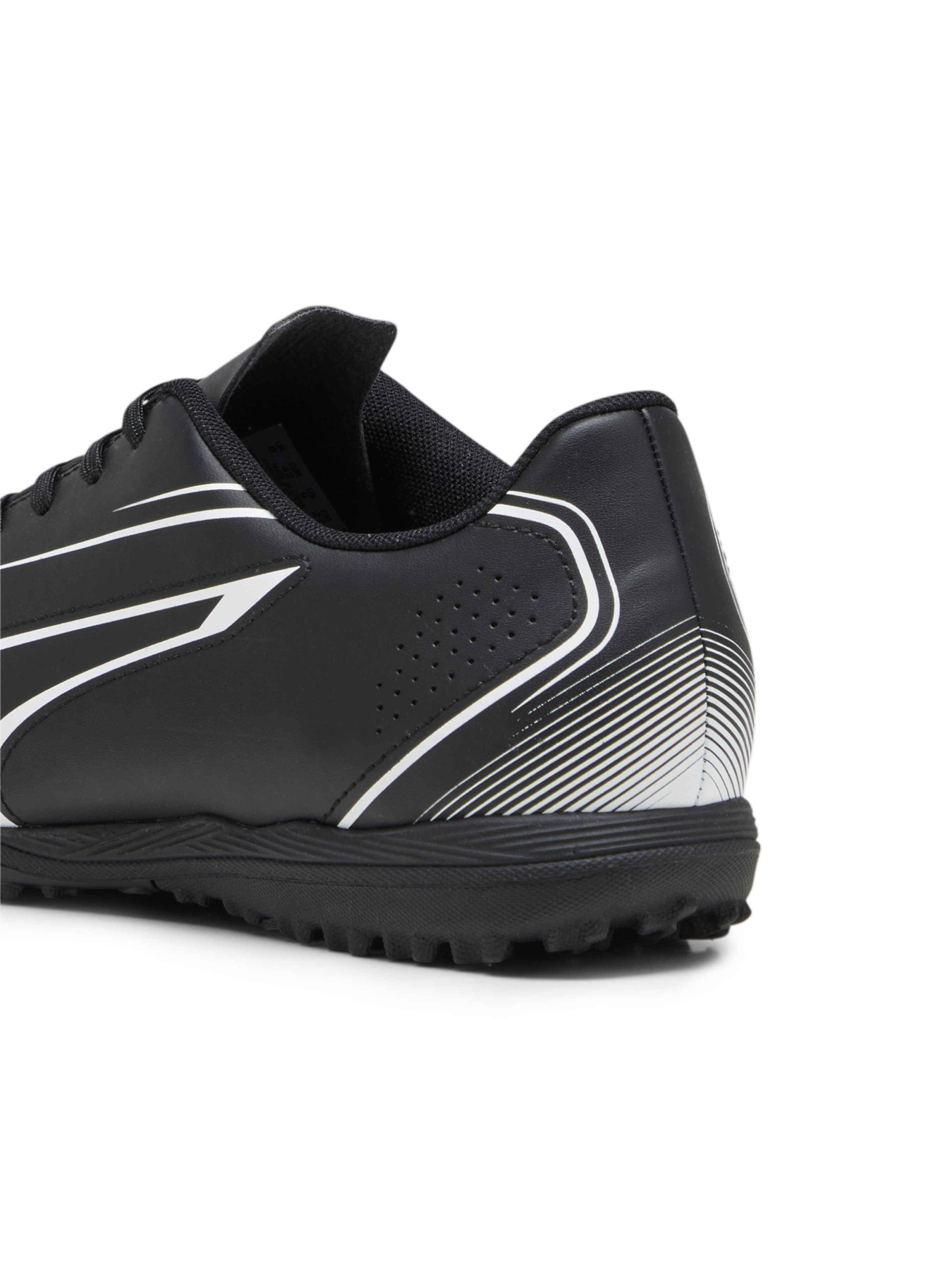 Бутси PUMA Vitoria Tt модель 107484 Фото