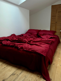 Простирадло на резинці винне Cozy модель 11781243 Простирадло на резинці винне Cozy модель 11781243 Фото