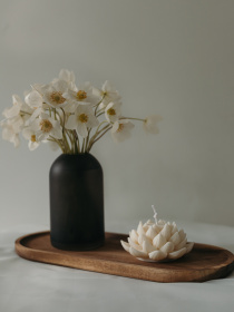 Аромасвеча "Лотос" парфюмированная, аромат -"Ежевика & шампанское", из натурального пчелиного воска Candle Design модель 120.3014 Фото