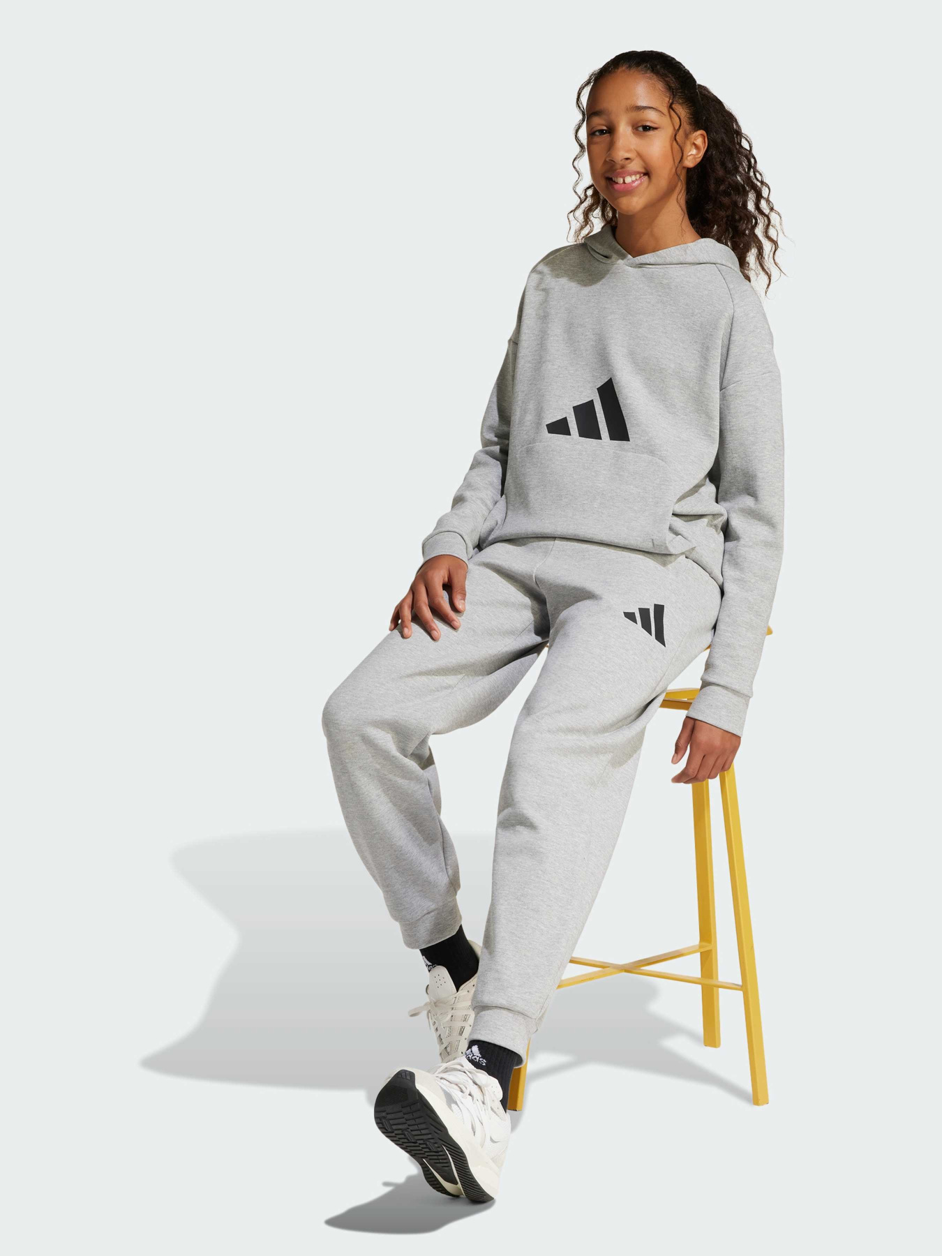 Штани повсякденні Adidas модель JC7565 Фото