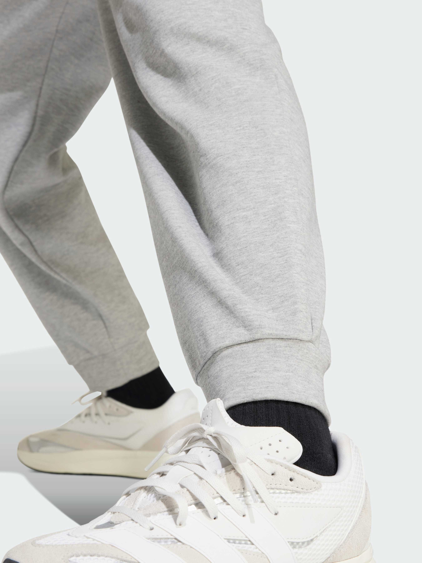 Штани повсякденні Adidas модель JC7565 Фото