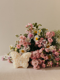 Ароматическая свеча "Бабочка" | Оливковый воск | Ручная работа | Аромат Любовное зелье Candle Design модель 140.2019 Фото