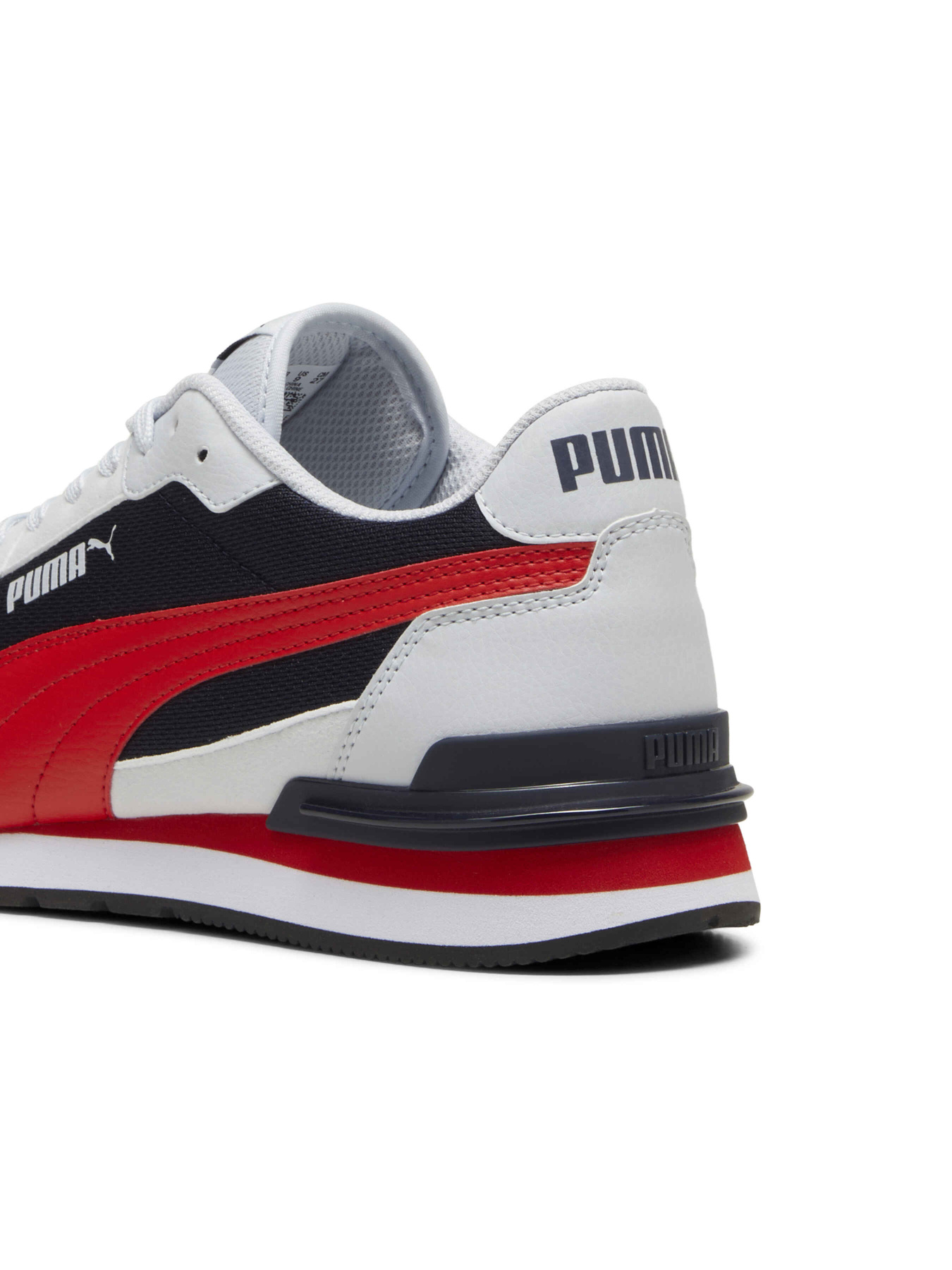 Кросівки PUMA St Runner V4 Mesh модель 399666 Фото