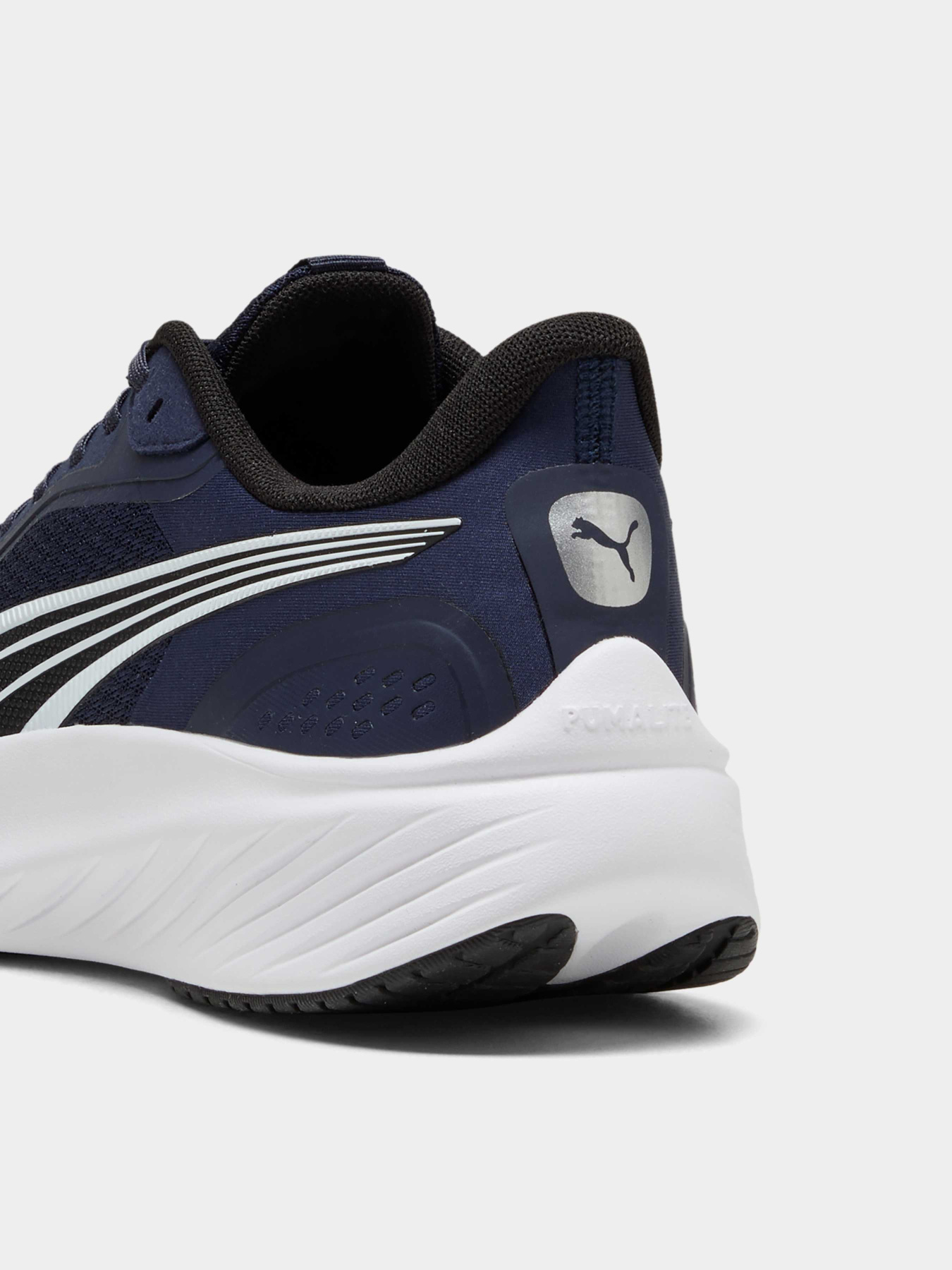 Кросівки для бігу PUMA Pounce Lite модель 310778 Фото