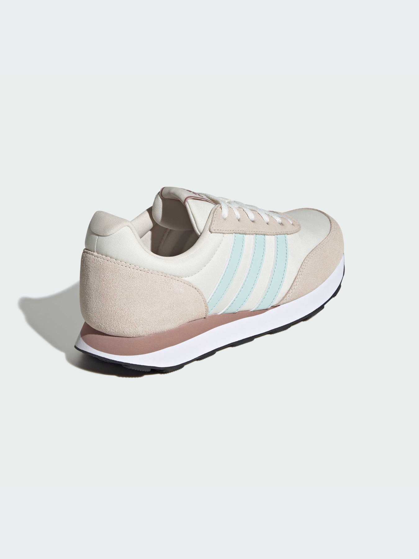 Кроссовки Adidas модель JI4989-KZ Кроссовки Adidas модель JI4989-KZ Фото