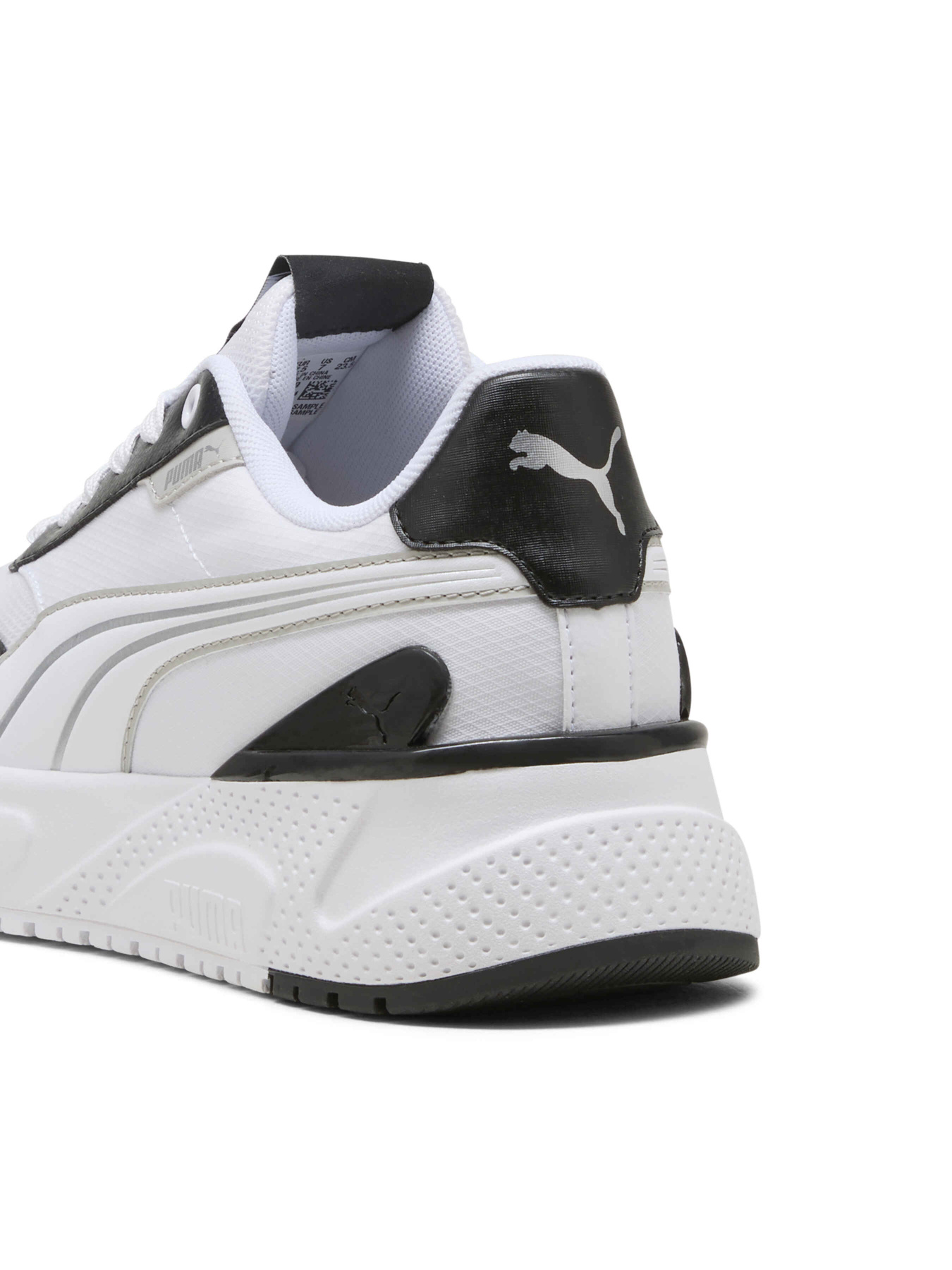 Кросівки PUMA R78 Disrupt Lt модель 399066 Фото