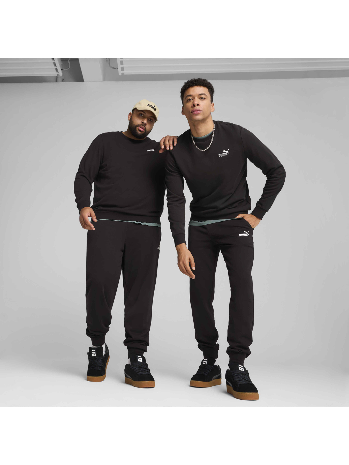 Штаны спортивные PUMA Ess No. 1 Logo Sweatpants модель 682608 Фото